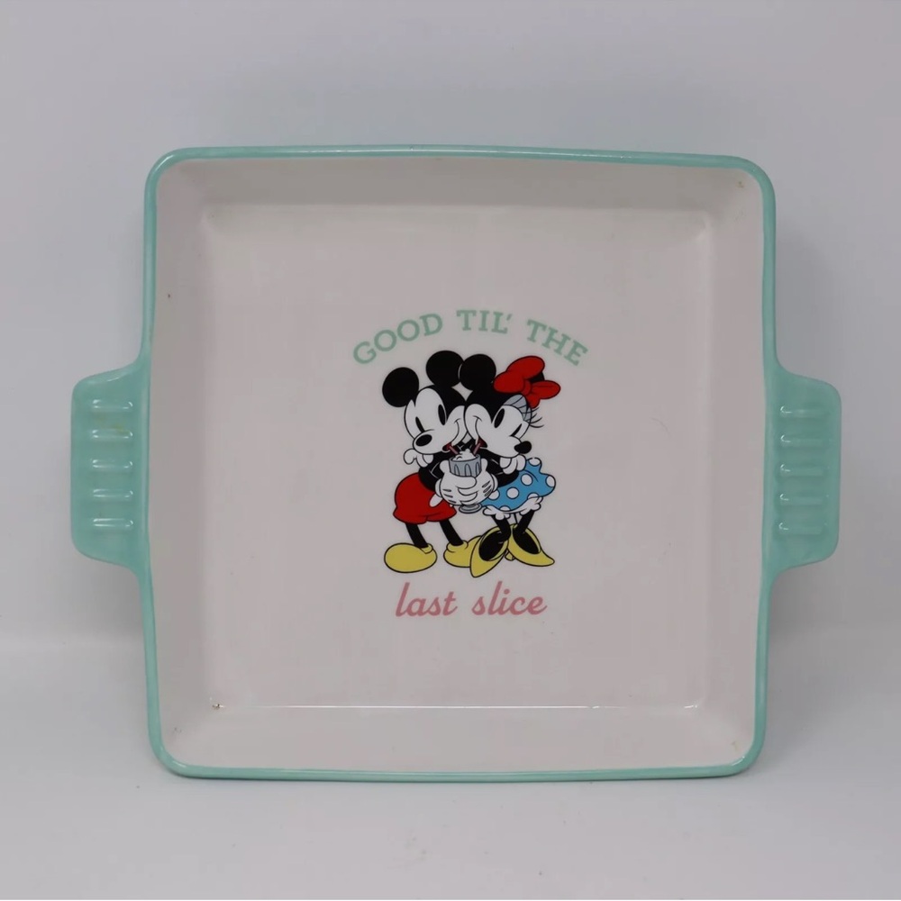 Mickey & Minnie Disney Eats Collectible Baking Dish